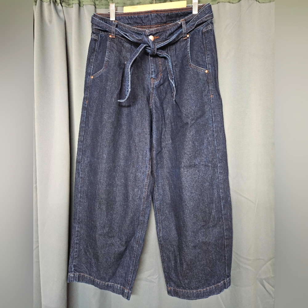 KAFFE Retro Tie Front Cropped Pleated Jeans US 8